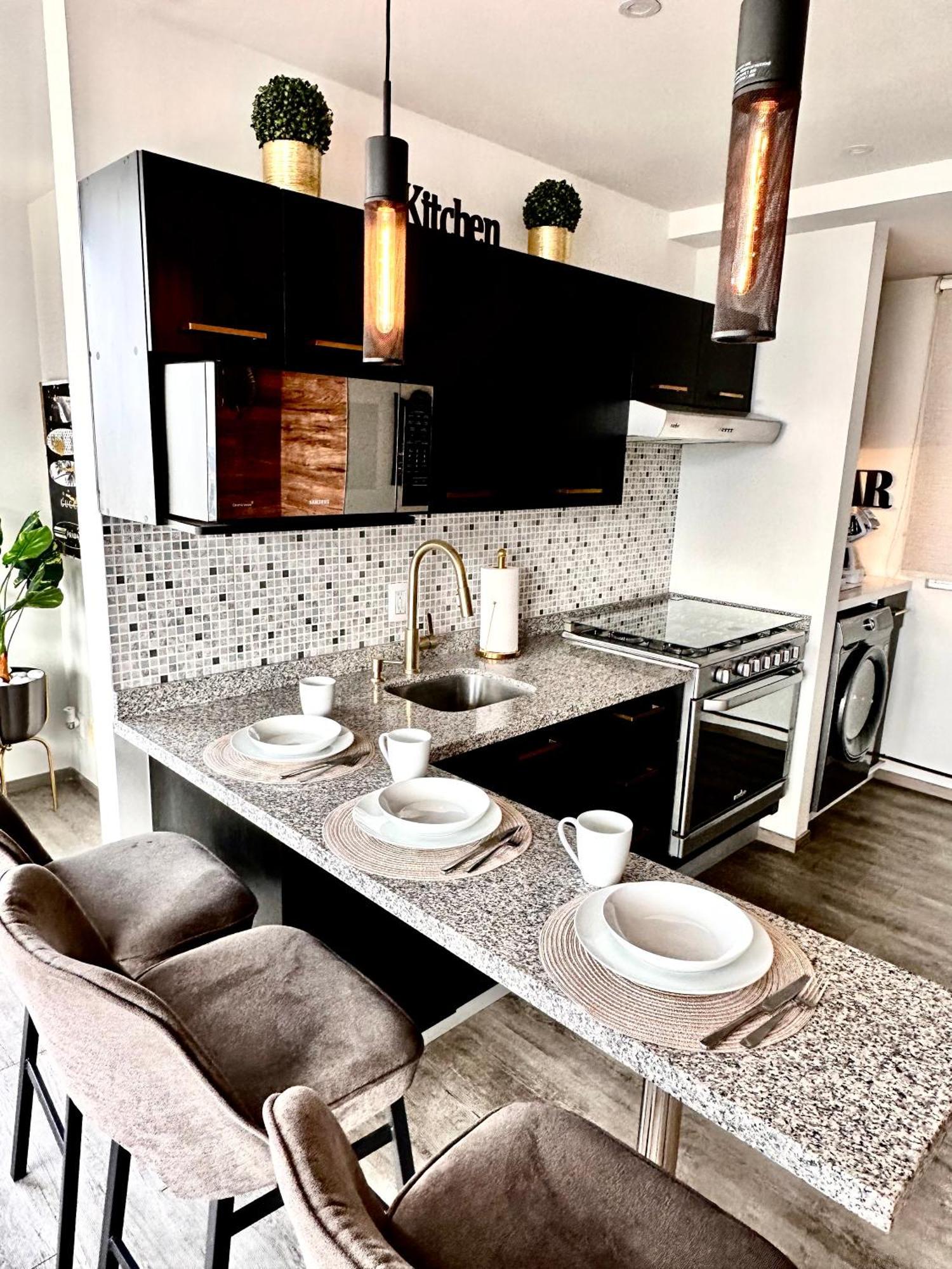 Entire Luxurious Apartment In Shopping Mall เม็กซิโกซิตี้ ภายนอก รูปภาพ